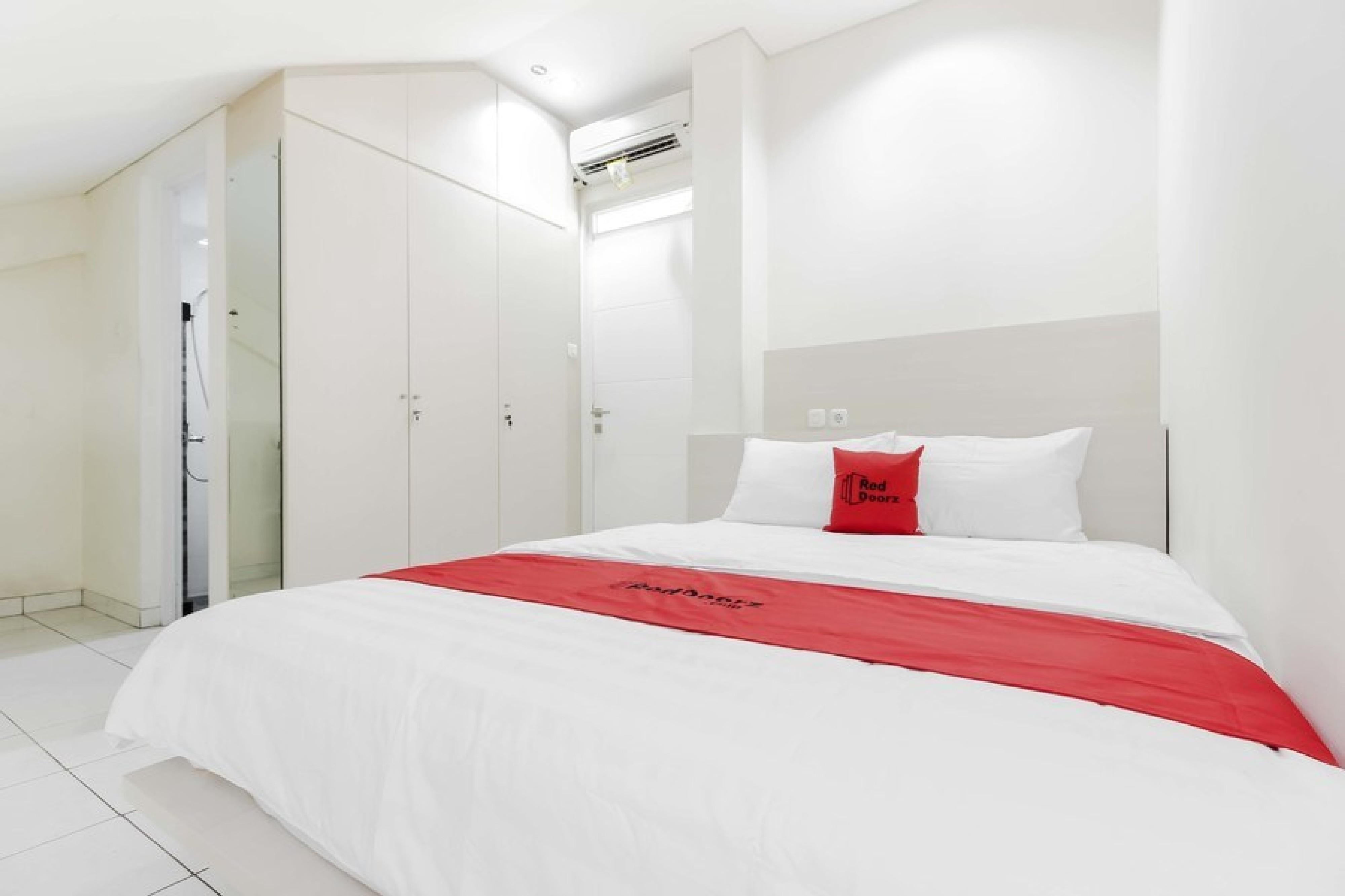 Reddoorz Near Pancoran Jacarta Exterior foto